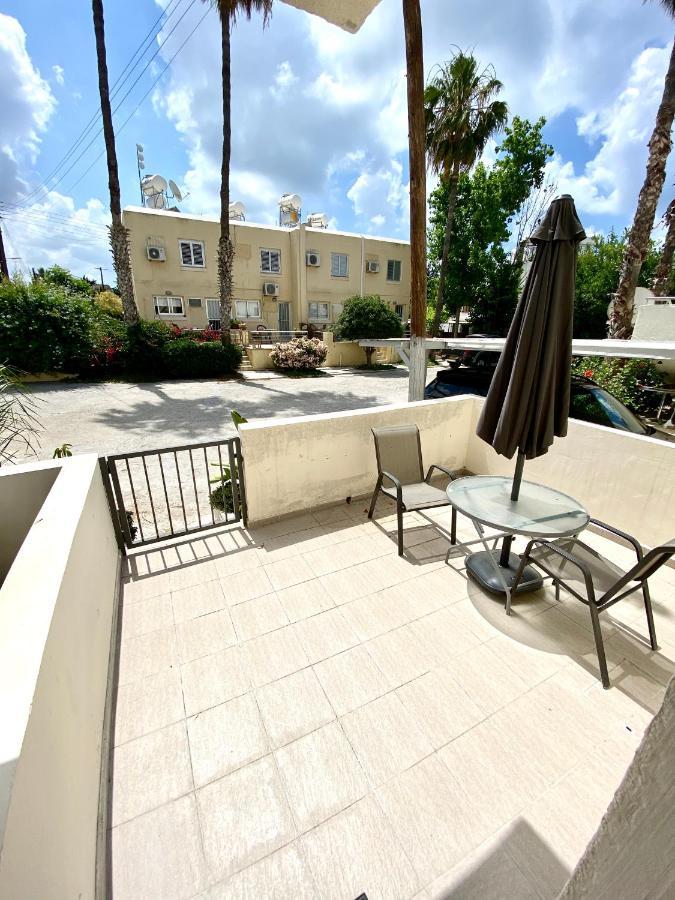Luxury Industrial House 8 Apartment Paphos Bagian luar foto