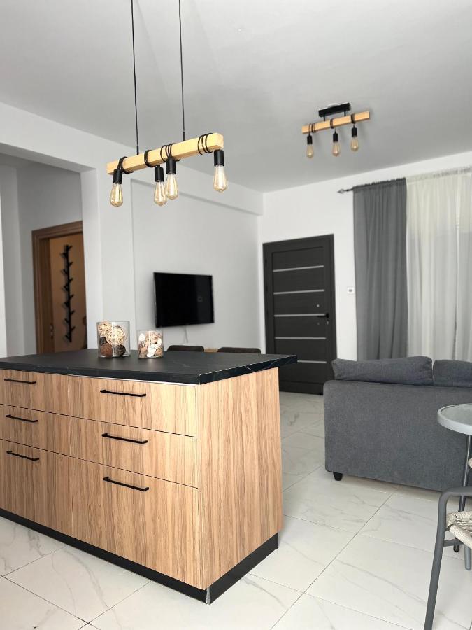 Luxury Industrial House 8 Apartment Paphos Bagian luar foto